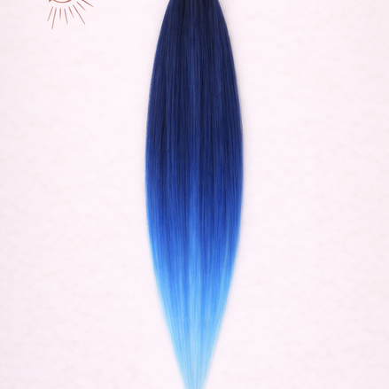 Sleek ponytail blauw licht blauw 65cm strakke paardenstaart - De HaarBoetiek