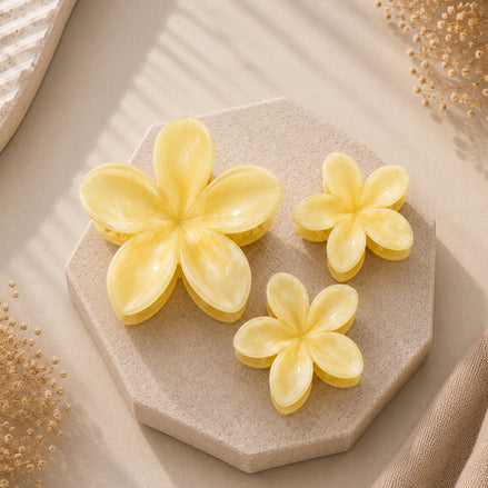 Summer flower haar clip set licht geel bloem haaraccessoire voor haar - De HaarBoetiek