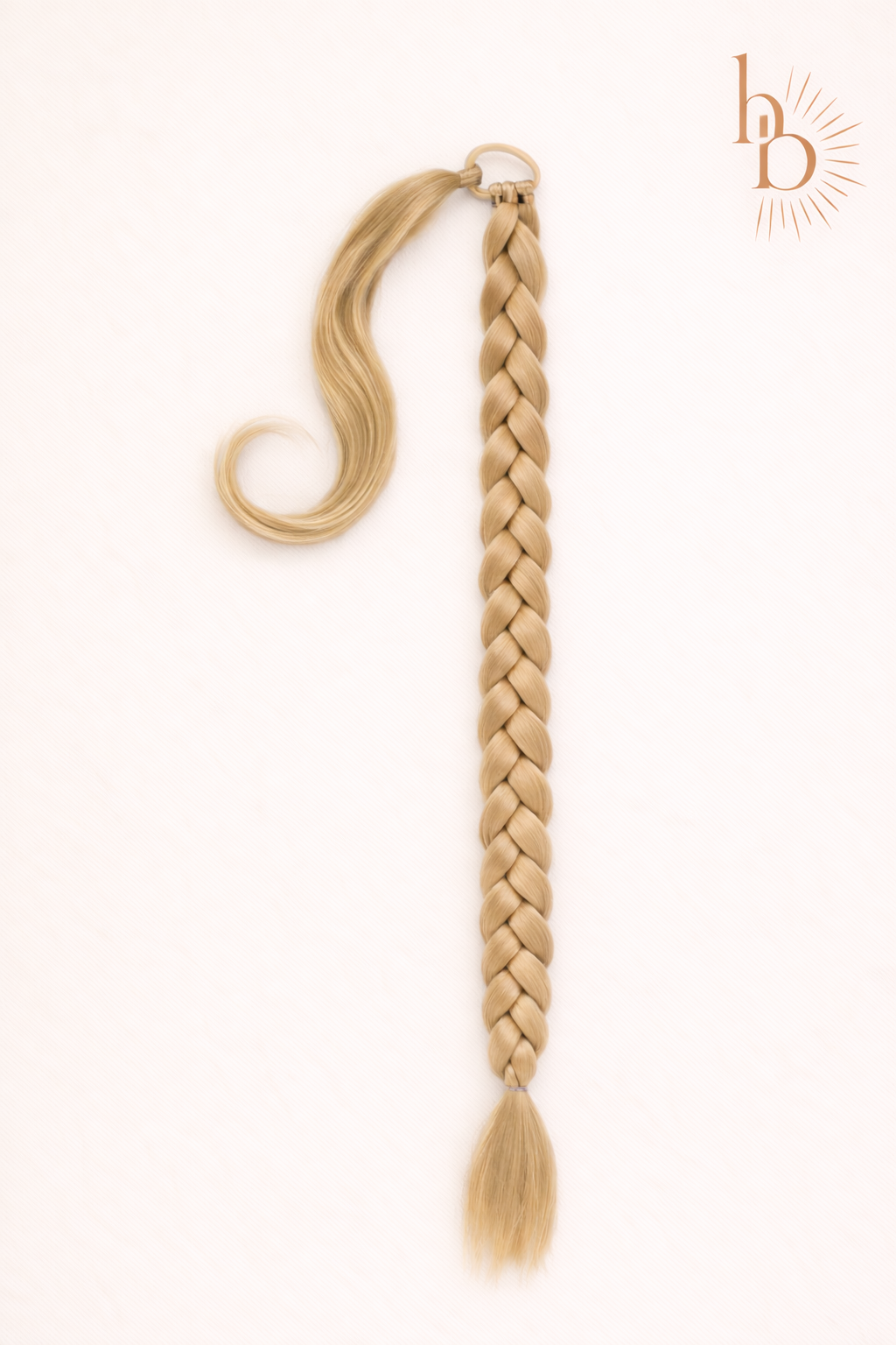 Premium vlechtstaart blond 70cm braid ponytail op elastiek - De HaarBoetiek