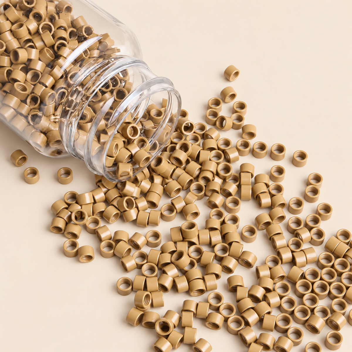 Micro-ringen 4,5 mm aluminium recht zonder antislipgroef – donkerblond – 100 stuks – De HaarBoetiek