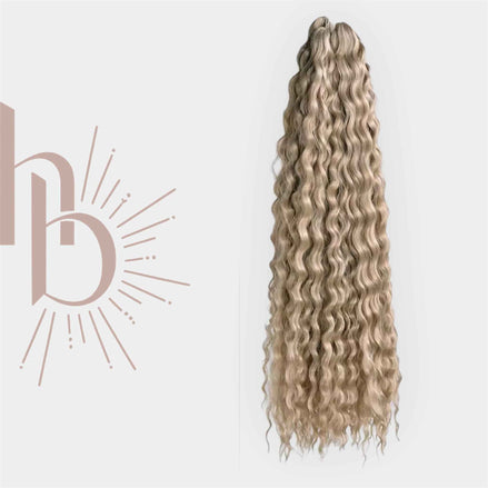 Krullend invlecht haar as blond - De HaarBoetiek