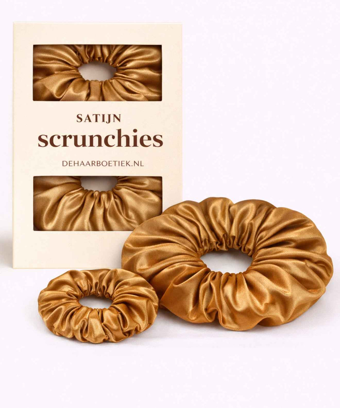 Satijnen scrunchie duo pack goud - De HaarBoetiek