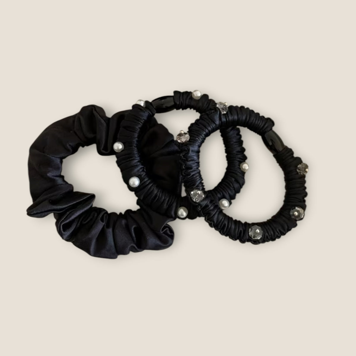 Scrunchie Set Pearl – Zwart – De HaarBoetiek