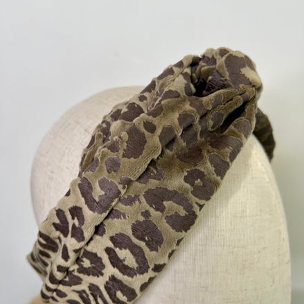 Katoenen bandeau haarband met groene luipaardprint
