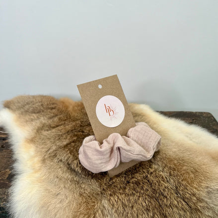 Scrunchie Light Sand - De HaarBoetiek