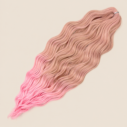 Anna golvend invlechthaar 60 cm 100 g – Roséblond-roze ombre (T-GPink16) – De HaarBoetiek