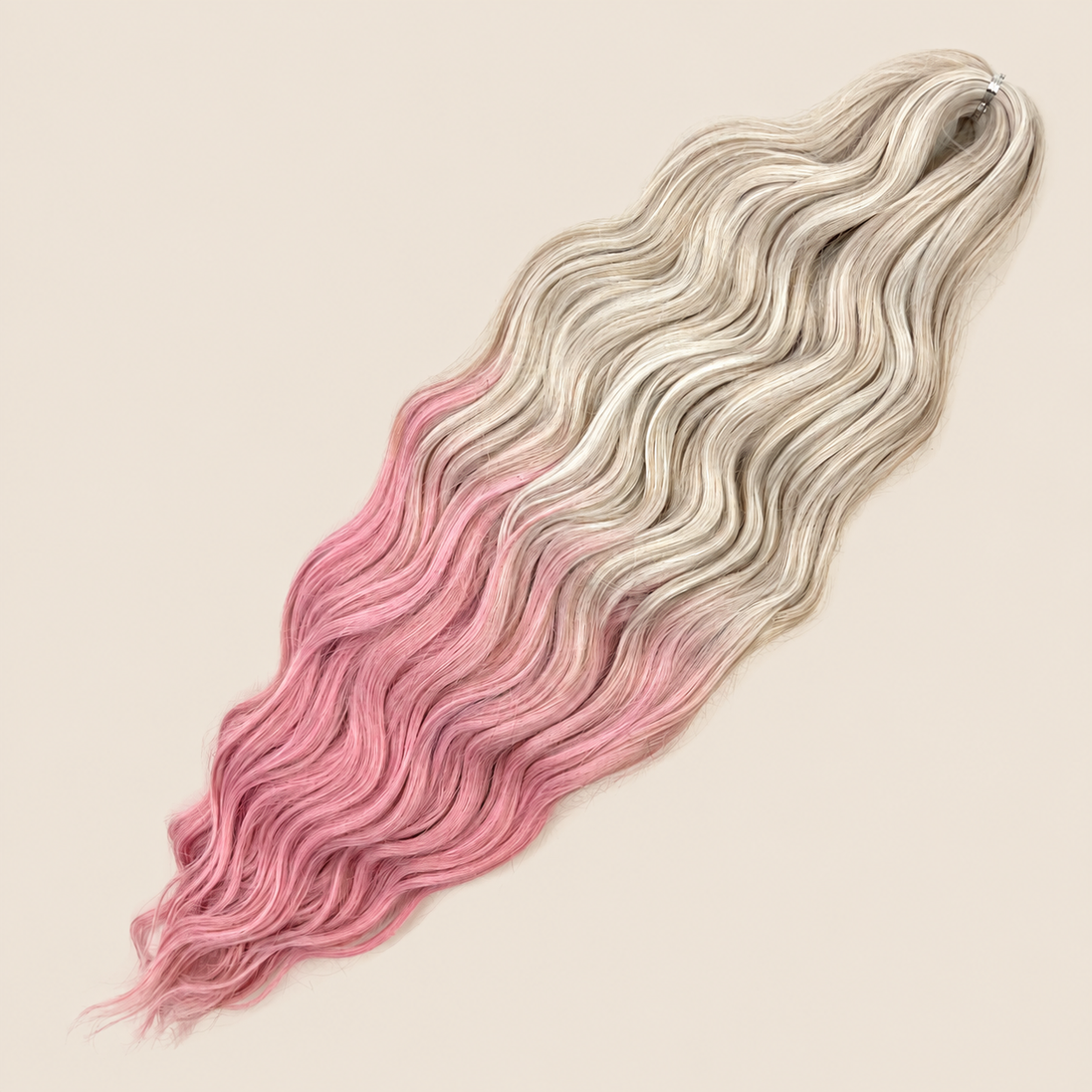 Anna golvend invlechthaar 60 cm 100 g – Wit-roze ombre (TT56C/PPINK) – De HaarBoetiek