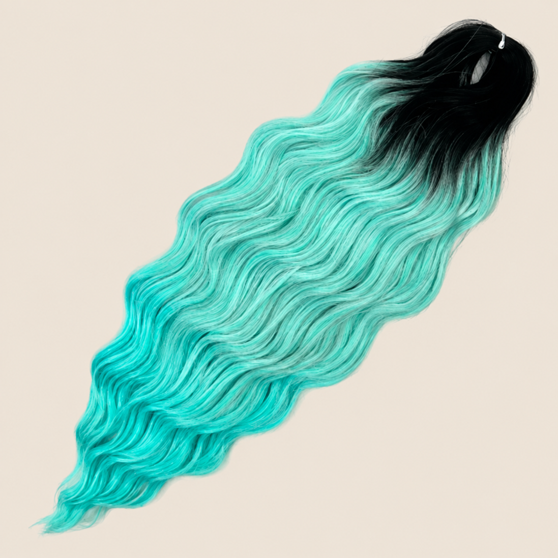 Anna golvend kanekalon invlechthaar zwart-mintgroen ombre TT1B/T-GGREEN30, 60 cm en 100 gram op beige achtergrond