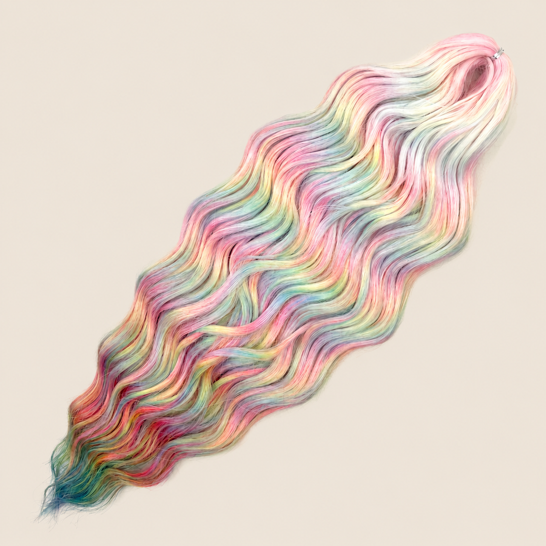 Anna golvend kanekalon invlechthaar roze-mint pastel regenboog HPD128, 60 cm en 100 gram op beige achtergrond