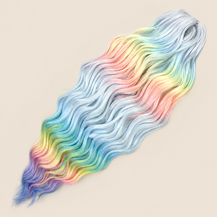 Anna golvend kanekalon invlechthaar zilverblauw pastel regenboog HPD132, 60 cm en 100 gram op beige achtergrond