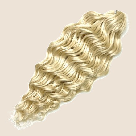 Anna golvend invlechthaar 60 cm – Lichtblond (613) – De HaarBoetiek