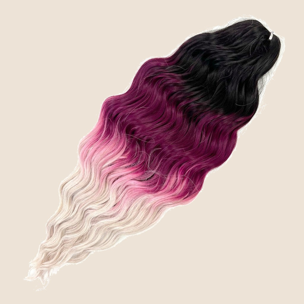 Anna golvend invlechthaar 60 cm 100 g – Zwart-paars-wit ombre (3T-PGrey11(S)) – De HaarBoetiek