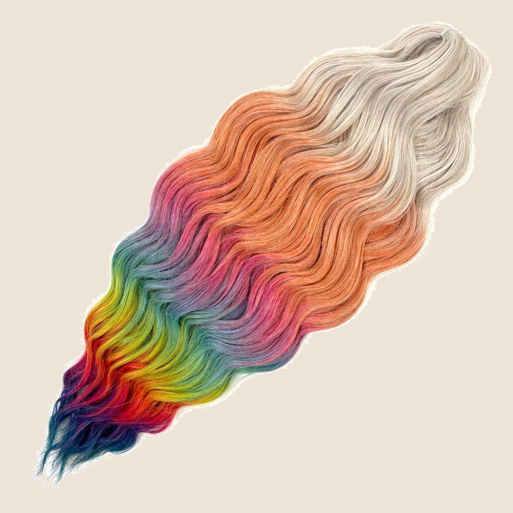 Anna golvend invlechthaar 60 cm 100 g – Crème-oranje-regenboog ombre (56C/HPD094) – De HaarBoetiek