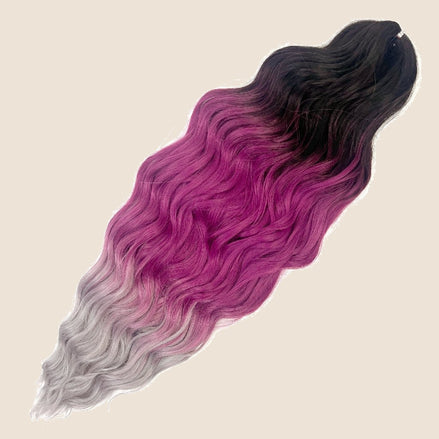 Anna golvend invlechthaar 60 cm 100 g – Donkerbruin-paars-grijs ombre (3T4/PU/GBLUE12) – De HaarBoetiek