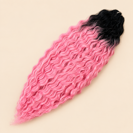 Ariel golvend kanekalon invlechthaar 55 cm 300 g in zwart/roze ombre (kleur TT1B/PINK14) op beige achtergrond