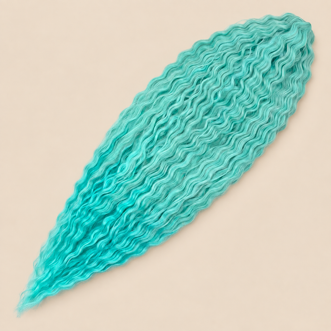 Ariel golvend kanekalon invlechthaar kleur T-GGreen30, 75 cm, 300 g op beige achtergrond