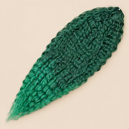Ariel golvend kanekalon invlechthaar kleur T4/GGreen28, 75 cm, 300 g op beige achtergrond