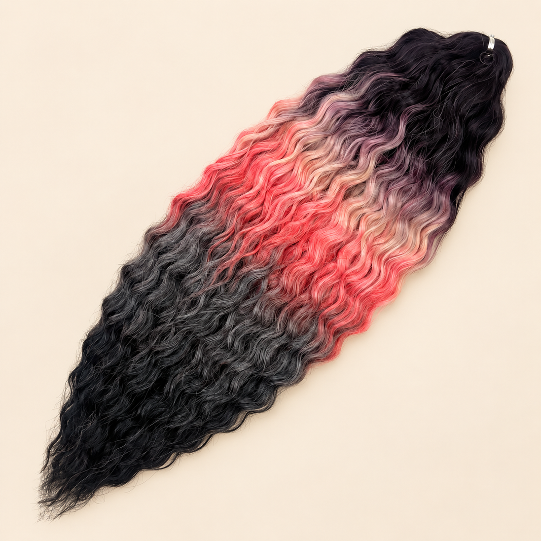 Ariel kanekalon invlechthaar kleur TT-PURPLE5-HPD167, productfoto op egale beige achtergrond