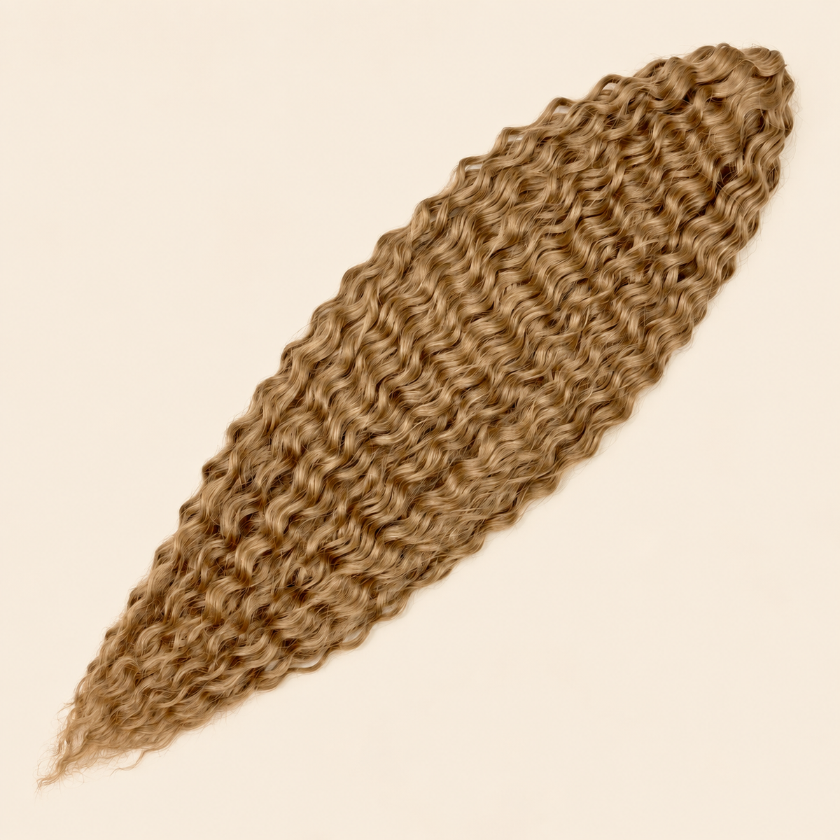 Ariel golvend kanekalon invlechthaar kleur 12A op egale beige achtergrond