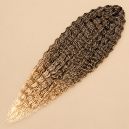 Ariel golvend kanekalon invlechthaar zwart/blond ombre (kleur T1B/27/613), 75 cm, 300 gram, op beige achtergrond