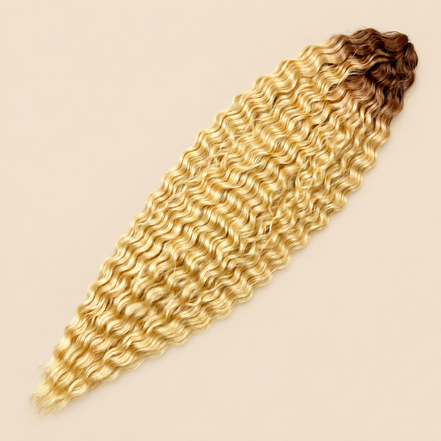 Ariel golvend kanekalon invlechthaar kleur TT-Blonde43, 75 cm, 300 gram, op beige achtergrond