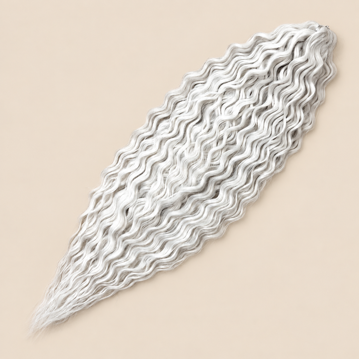 Ariel golvend kanekalon invlechthaar kleur RWhite5, 55 cm, 300 g op beige achtergrond