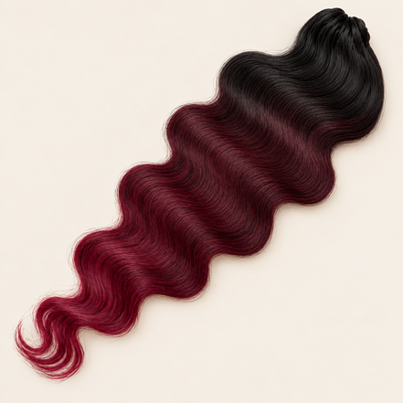 Body Wave golvend invlechthaar 60 cm, kleur T1B/118 op beige achtergrond