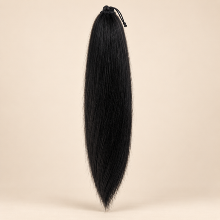 Steile Drawstring Ponytail BraidOrDie 60 cm – Naturel Zwart 1B | De HaarBoetiek