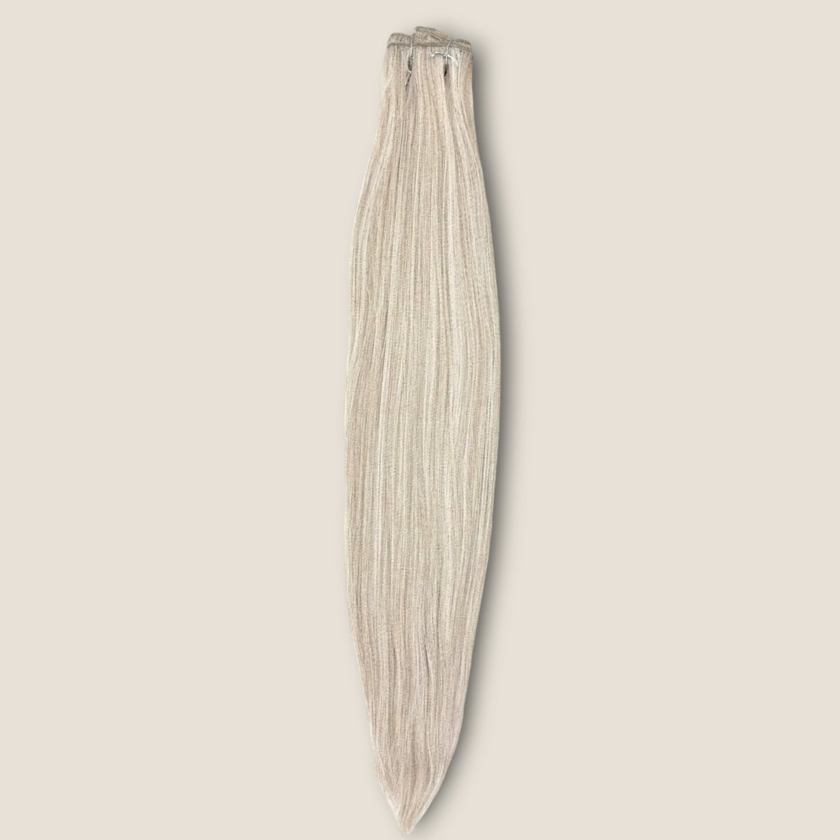 Clip-in extensions 75 cm zilverblond – 9-delige set – De HaarBoetiek