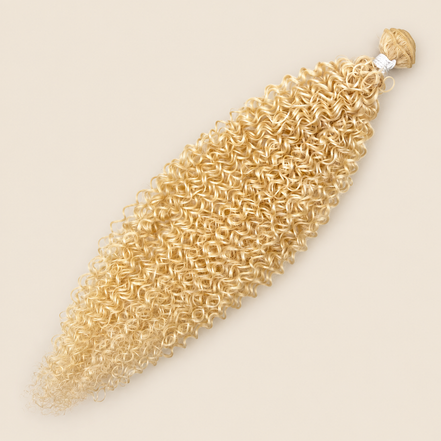 Dream Curly krullend haar 60 cm 100 g kleur 613 op beige achtergrond