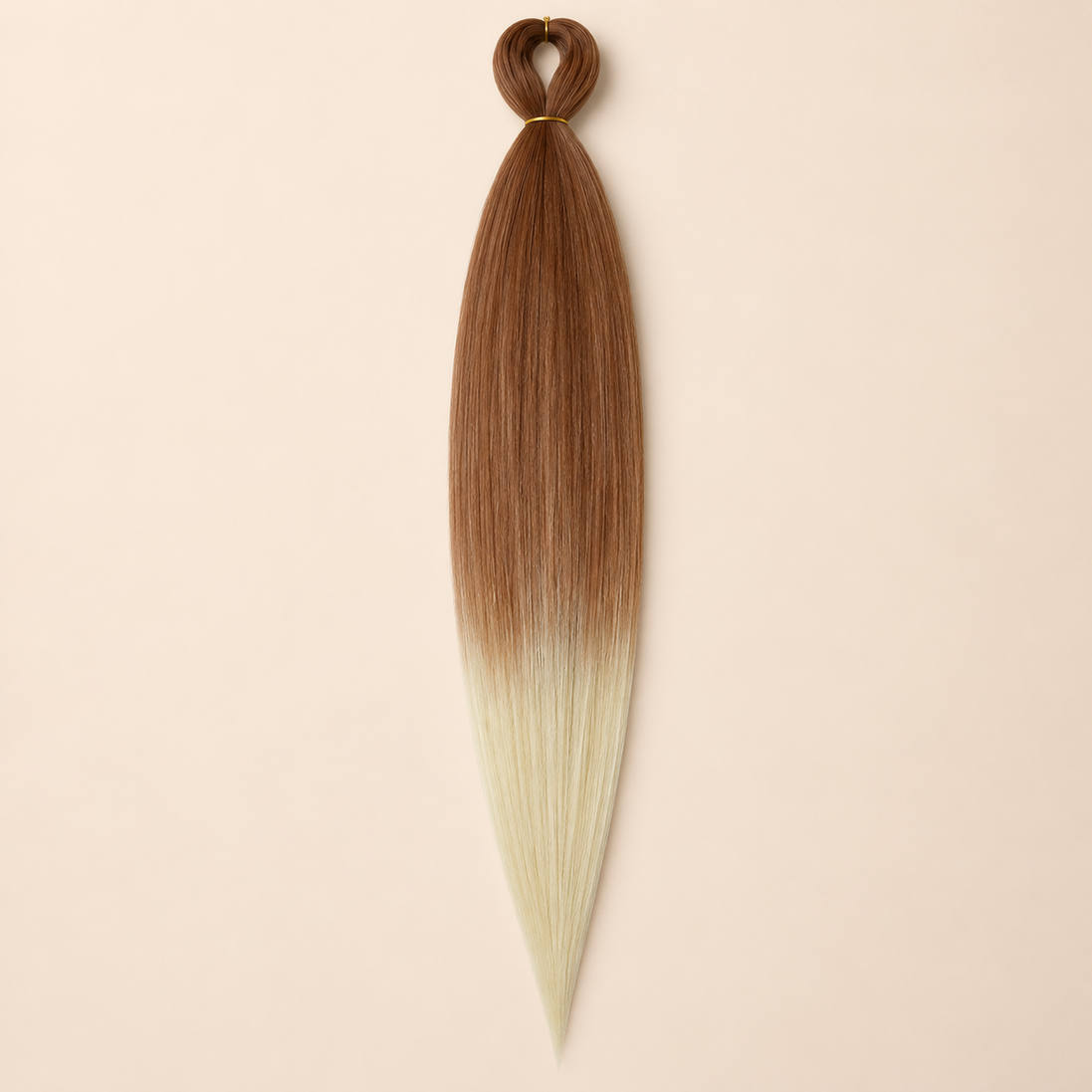 Easy Braid Kanekalon vlechthaar Koperbruin Blond Ombré, kleurcode 2-89, op lichtbeige achtergrond