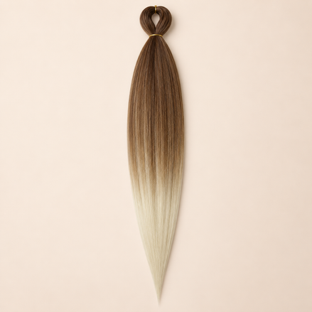 Easy Braid Kanekalon vlechthaar Bruin Ivoorblond Ombré, kleurcode 2-93, op lichtbeige achtergrond