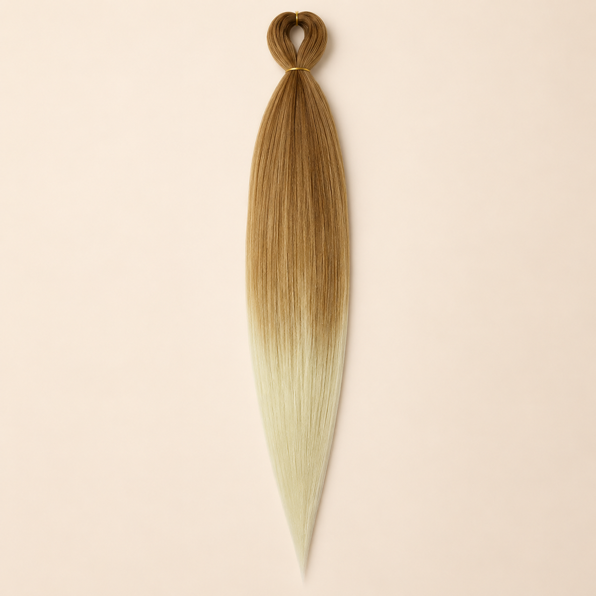 Easy Braid Kanekalon vlechthaar Goudblond Crème Ombré, kleurcode 2-95, op lichtbeige achtergrond