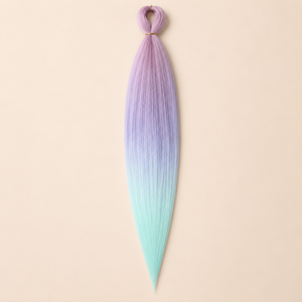 Easy Braid Kanekalon vlechthaar Roze Lavendel Lichtmint, kleurcode 3-114, op lichtbeige achtergrond