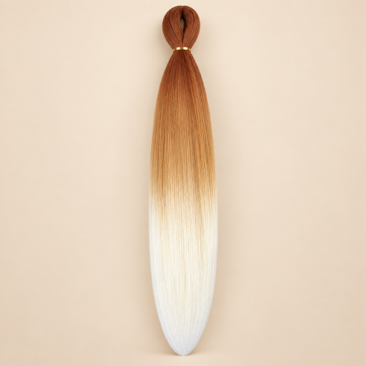 Easy Braid kanekalon vlechthaar D3-9 in kastanjebruin / caramel / wit ombre op lichtbeige achtergrond