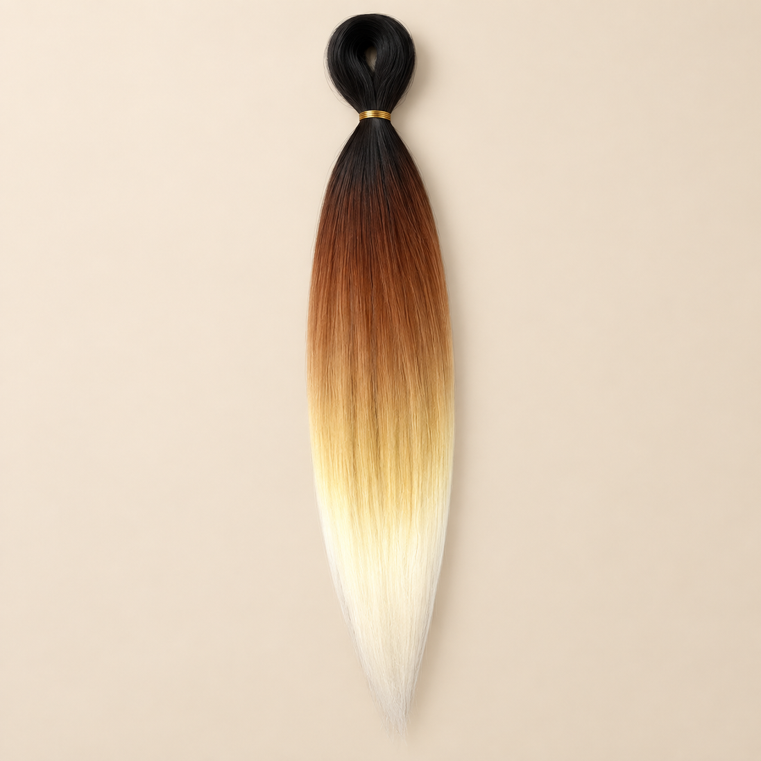 Easy Braid kanekalon vlechthaar D4-7 in zwart / bruin / blond / wit ombre op lichtbeige achtergrond