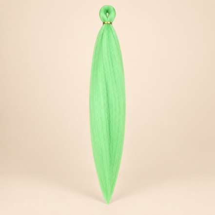 Easy Braid kanekalon vlechthaar GM5 in mintgroen op lichtbeige achtergrond