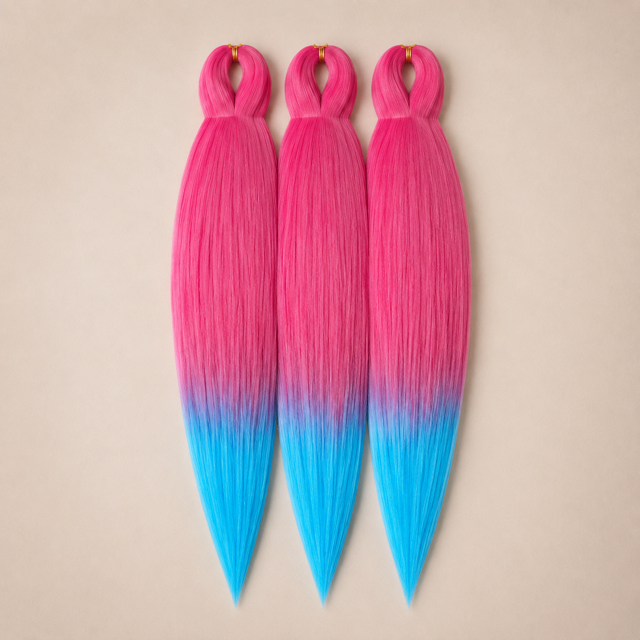 Tangerine/L-Blue 3-in-1 kanekalon invlechthaar Roze naar lichtblauw op lichtbeige achtergrond