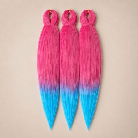 Tangerine/L-Blue 3-in-1 kanekalon invlechthaar Roze naar lichtblauw op lichtbeige achtergrond