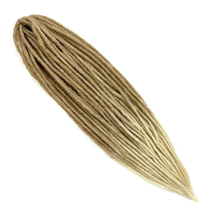 Fake Dreads 60 cm – Honingblond-lichtblond (27/613) – 10 stuks – De HaarBoetiek