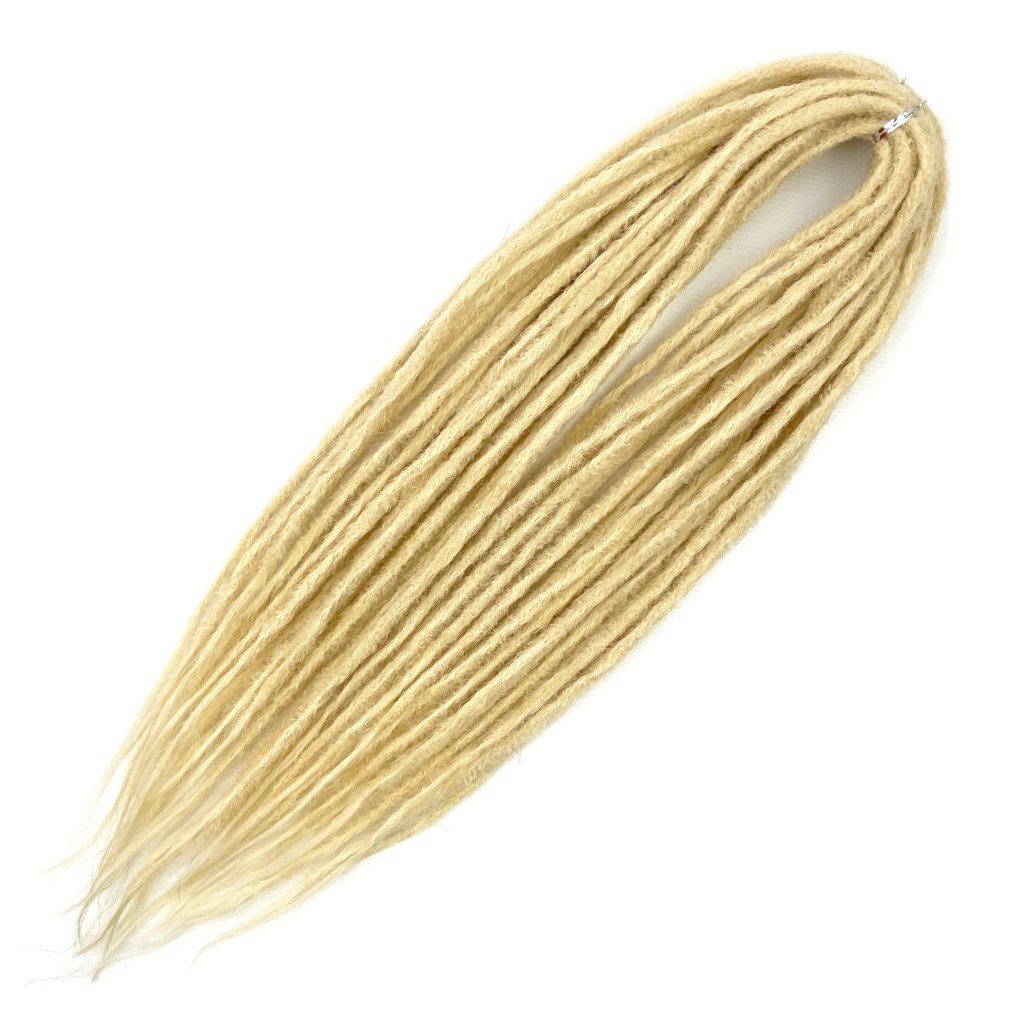 Fake Dreads Deluxe 60 cm – Natuurlijk blond (Natural Blonde) – 10 stuks – De HaarBoetiek