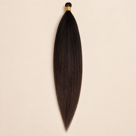 Steil Futura Kanekalon vlechthaar in kleur Dark Brown, 70 cm en 100 gram, op beige achtergrond