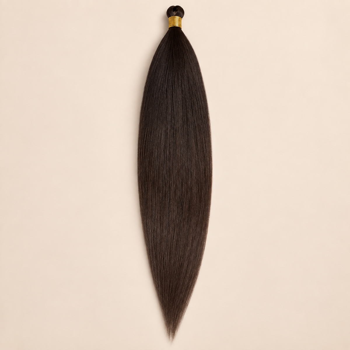 Steil Futura Kanekalon vlechthaar in kleur Midnight Dream, 70 cm en 100 gram, op beige achtergrond