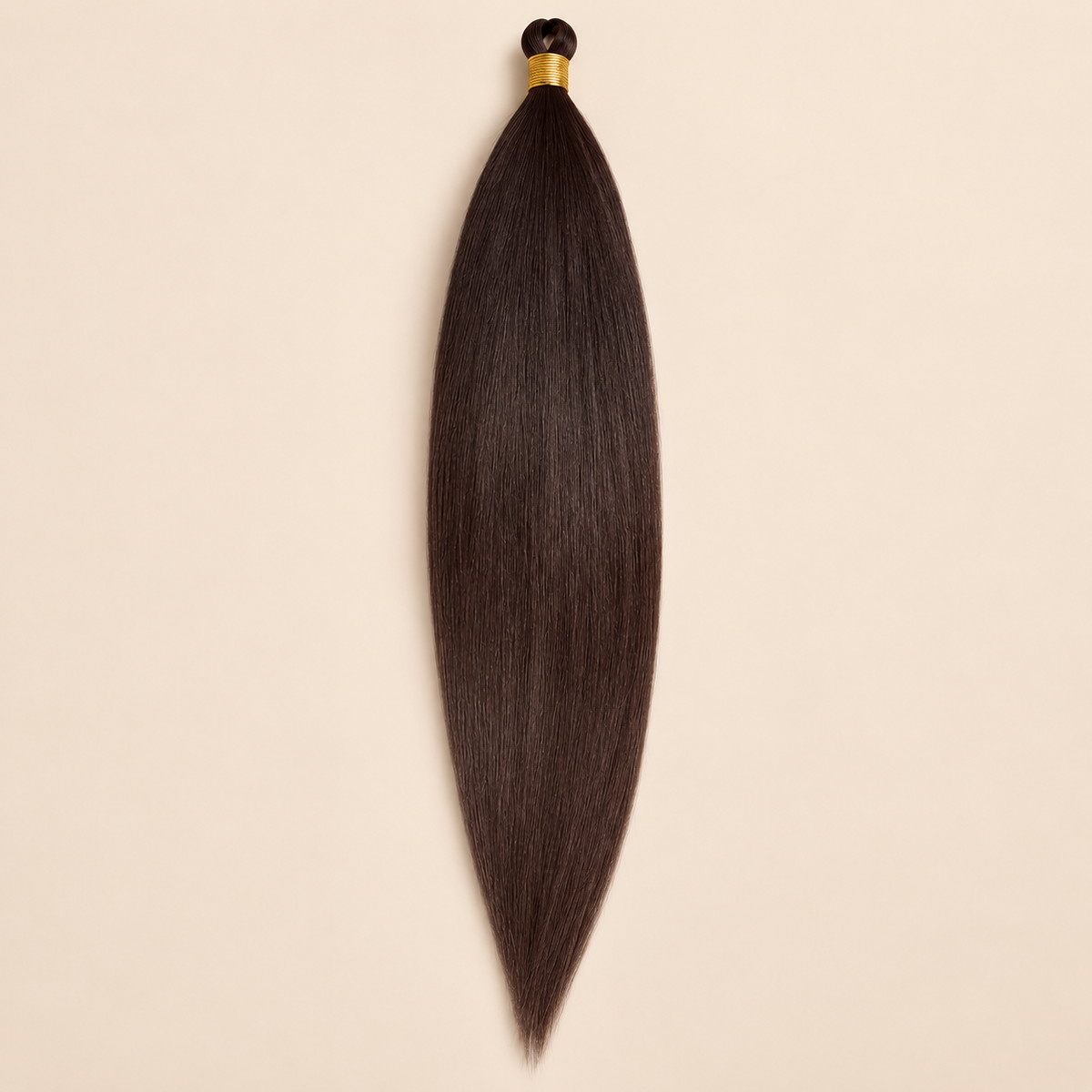 Steil Futura Kanekalon vlechthaar in kleur Onyx, 70 cm en 100 gram, op beige achtergrond