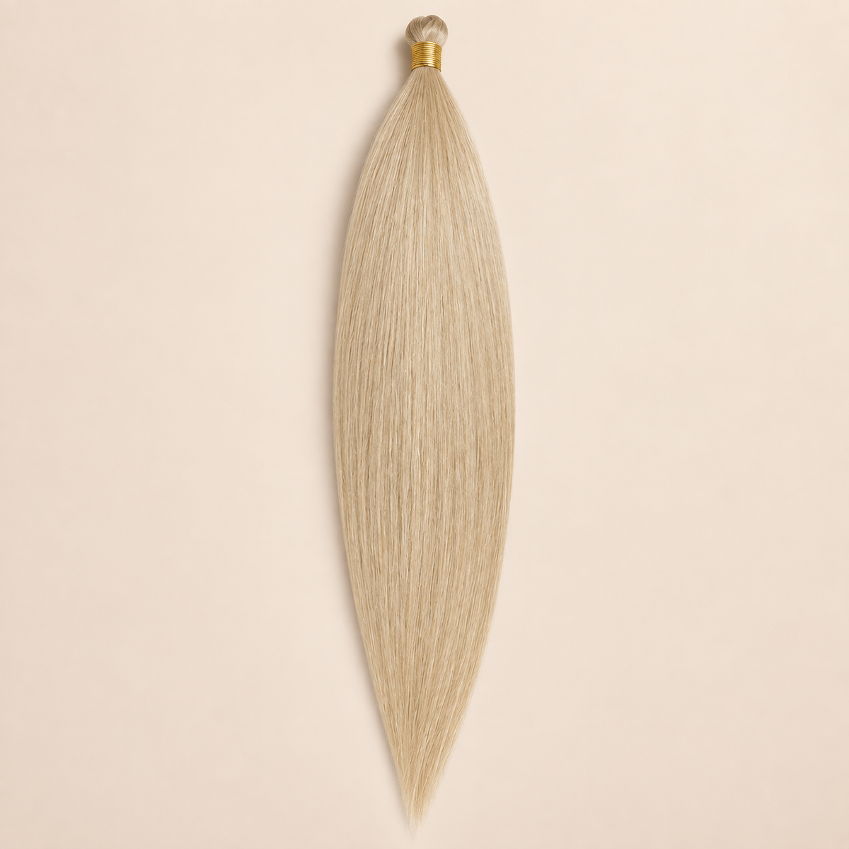 Steil Futura Kanekalon vlechthaar in kleur Winterfield, 70 cm en 100 gram, op beige achtergrond
