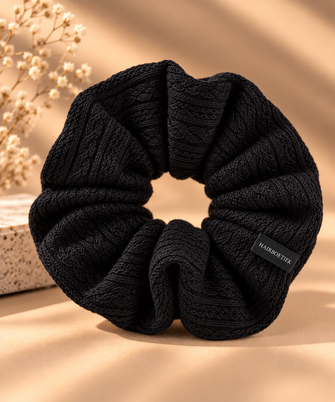 Grote gebreide scrunchie zwart - De HaarBoetiek