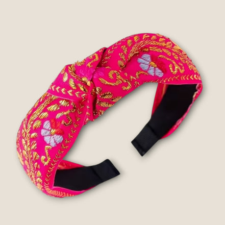 Knoop haarband met bloemen & sierpatroon – Fuchsia – De HaarBoetiek