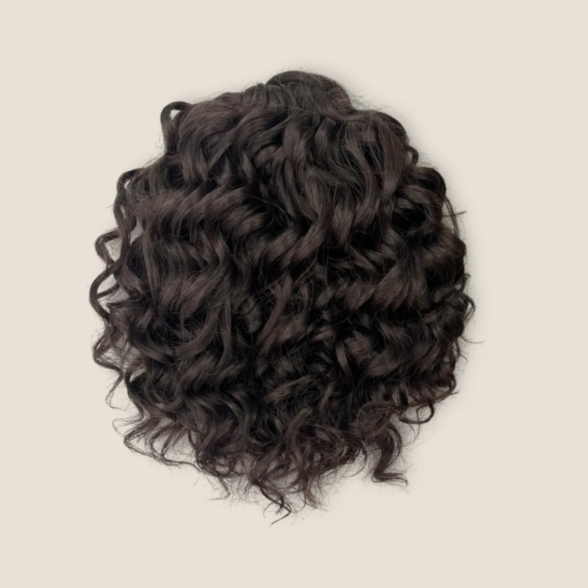 Jessica Krullend Invlechthaar 25 cm 200 g – Donkerbruin 4 – De HaarBoetiek