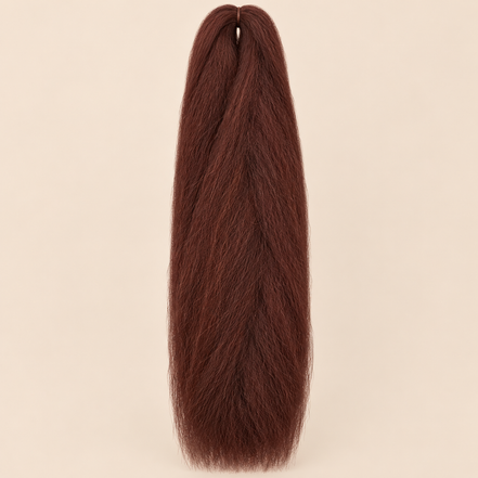 Jumbo Braid 100% Kanekalon Bng kleur 130 kastanjebruin, 60 cm, 85 gram op beige achtergrond