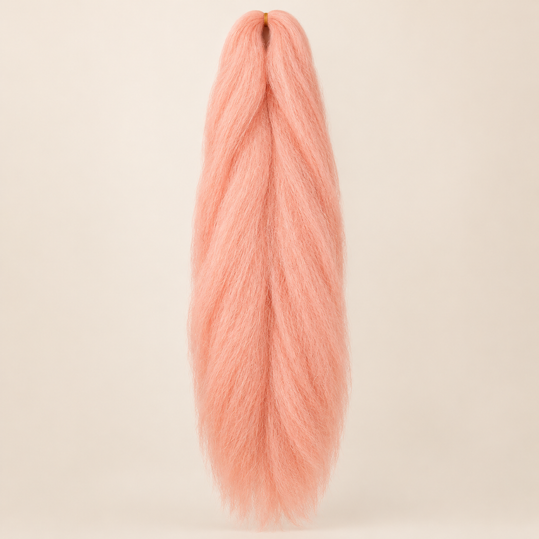 Jumbo Braid 100% Kanekalon Bng kleur Pink lichtroze, 60 cm, 85 gram op beige achtergrond
